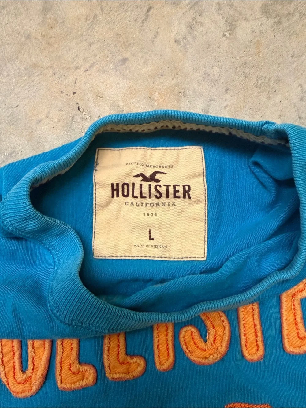 Hollister Teal 2000’s Blue Short-Sleeve 'Hollister Surf' Graphic Tee